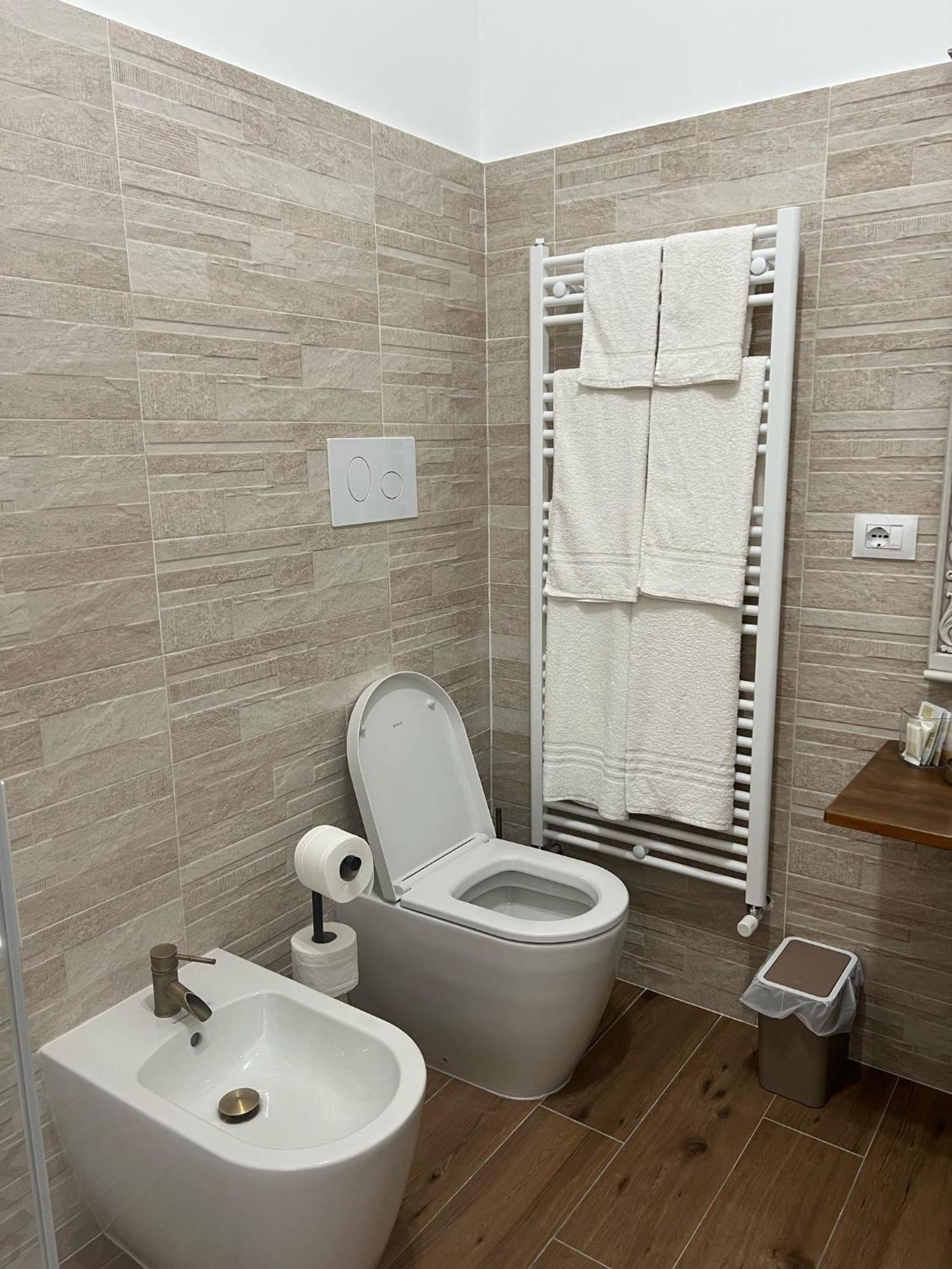 Hotel Dente Di Leone San Mauro Cilento Esterno foto