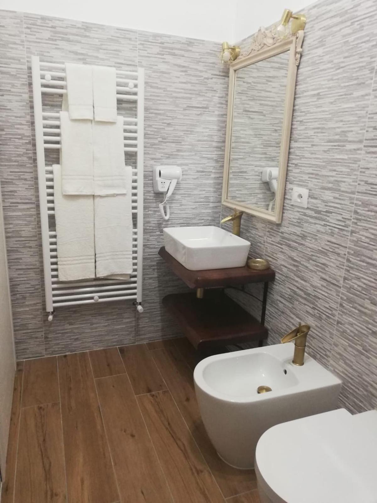 Hotel Dente Di Leone San Mauro Cilento Esterno foto